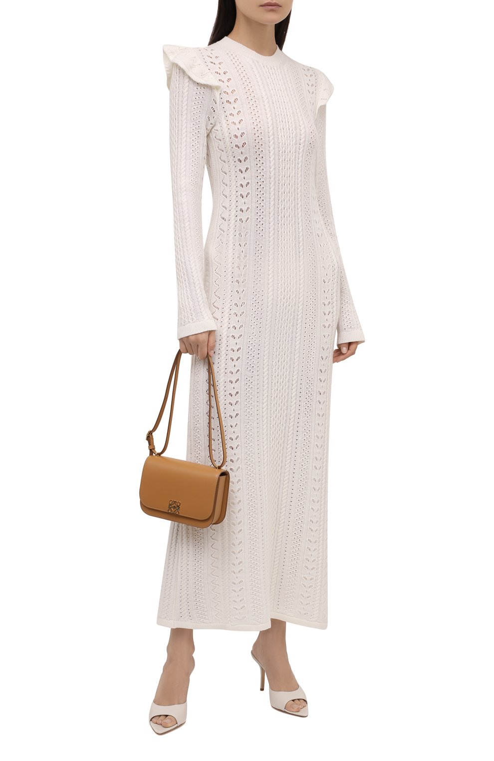 Платье из шерсти и кашемира CHLOÉ кремового цвета по цене 238000 руб., арт. CHC21WMR07580, фото 2 Платье из шерсти и кашемира CHLOÉ, арт. CHC21WMR07580, фото 2