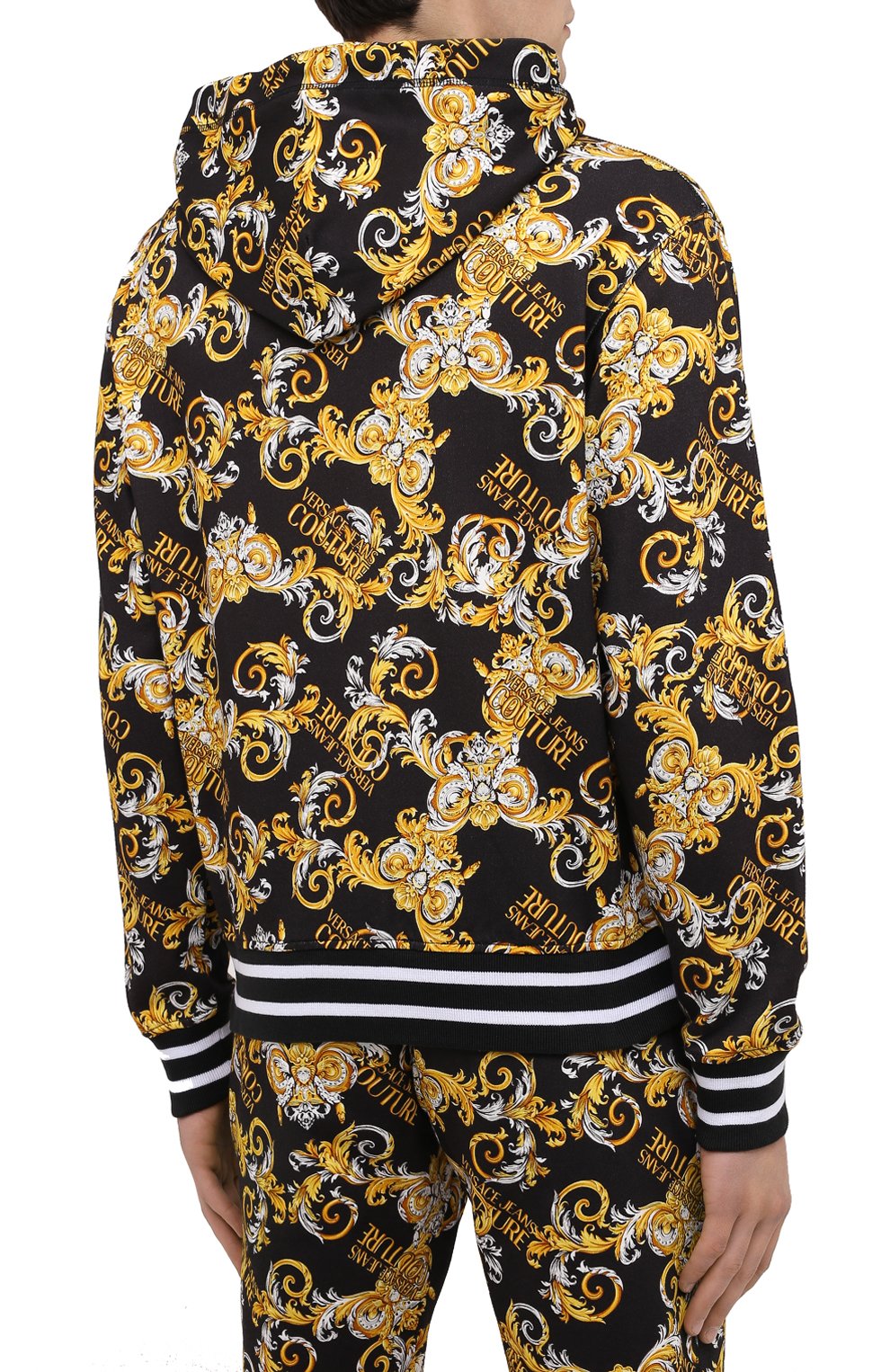 Хлопковая толстовка VERSACE JEANS COUTURE разноцветного цвета по цене 44750 руб., арт. B7GZA701-Z U P 301C0 PRINT ALL0VER/S0830, фото 4 Хлопковая толстовка VERSACE JEANS COUTURE, арт. B7GZA701-Z U P 301C0 PRINT ALL0VER/S0830, фото 4