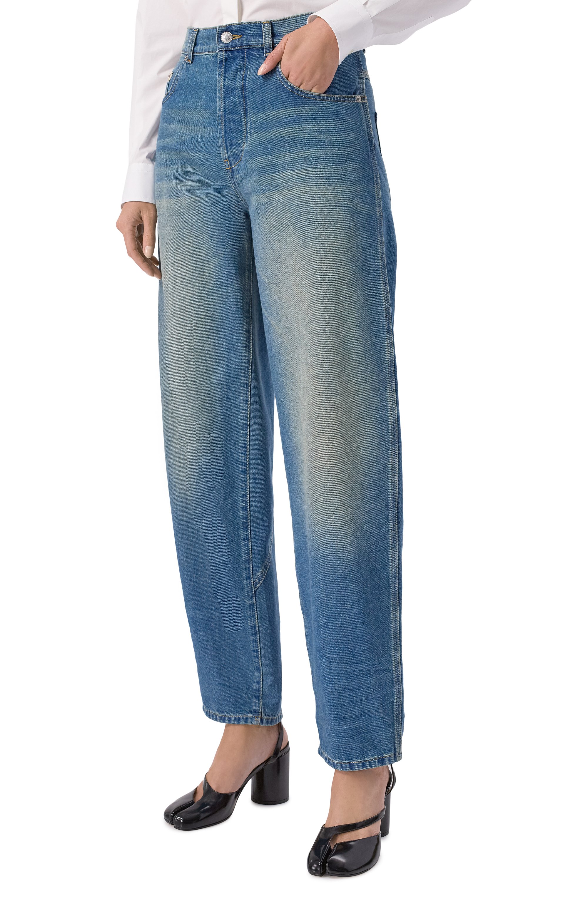 Джинсы MOSCHINO синего цвета по цене 89400 руб., арт. A0304/0530, фото 3 Джинсы MOSCHINO, арт. A0304/0530, фото 3