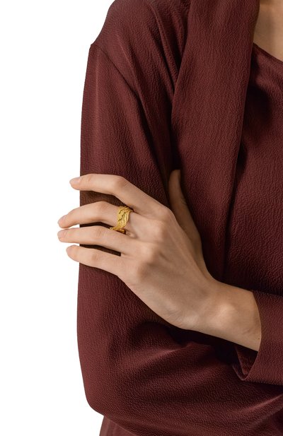 Кольцо-крыло drowning to embrace CAVIAR JEWELLERY золотого цвета по цене 14900 руб., арт. DTE010, фото 2 Кольцо-крыло drowning to embrace CAVIAR JEWELLERY, арт. DTE010, фото 2