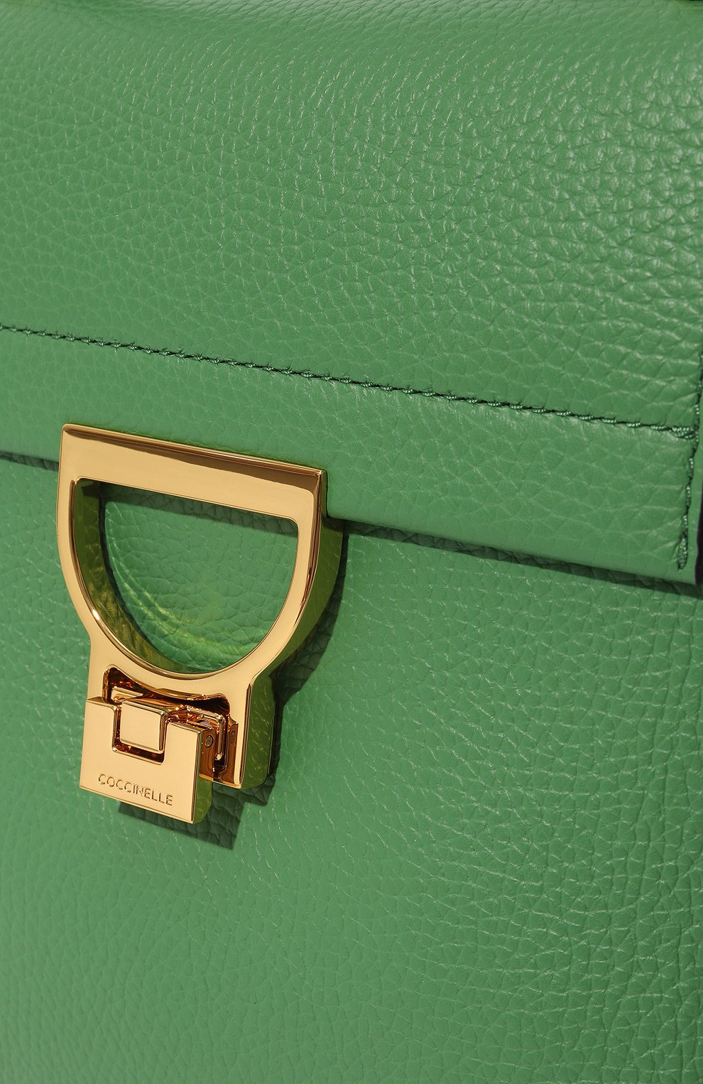 Рюкзак arlettis small COCCINELLE зеленого цвета по цене 35000 руб., арт. E1 MD5 54 01 01, фото 3 Рюкзак arlettis small COCCINELLE, арт. E1 MD5 54 01 01, фото 3