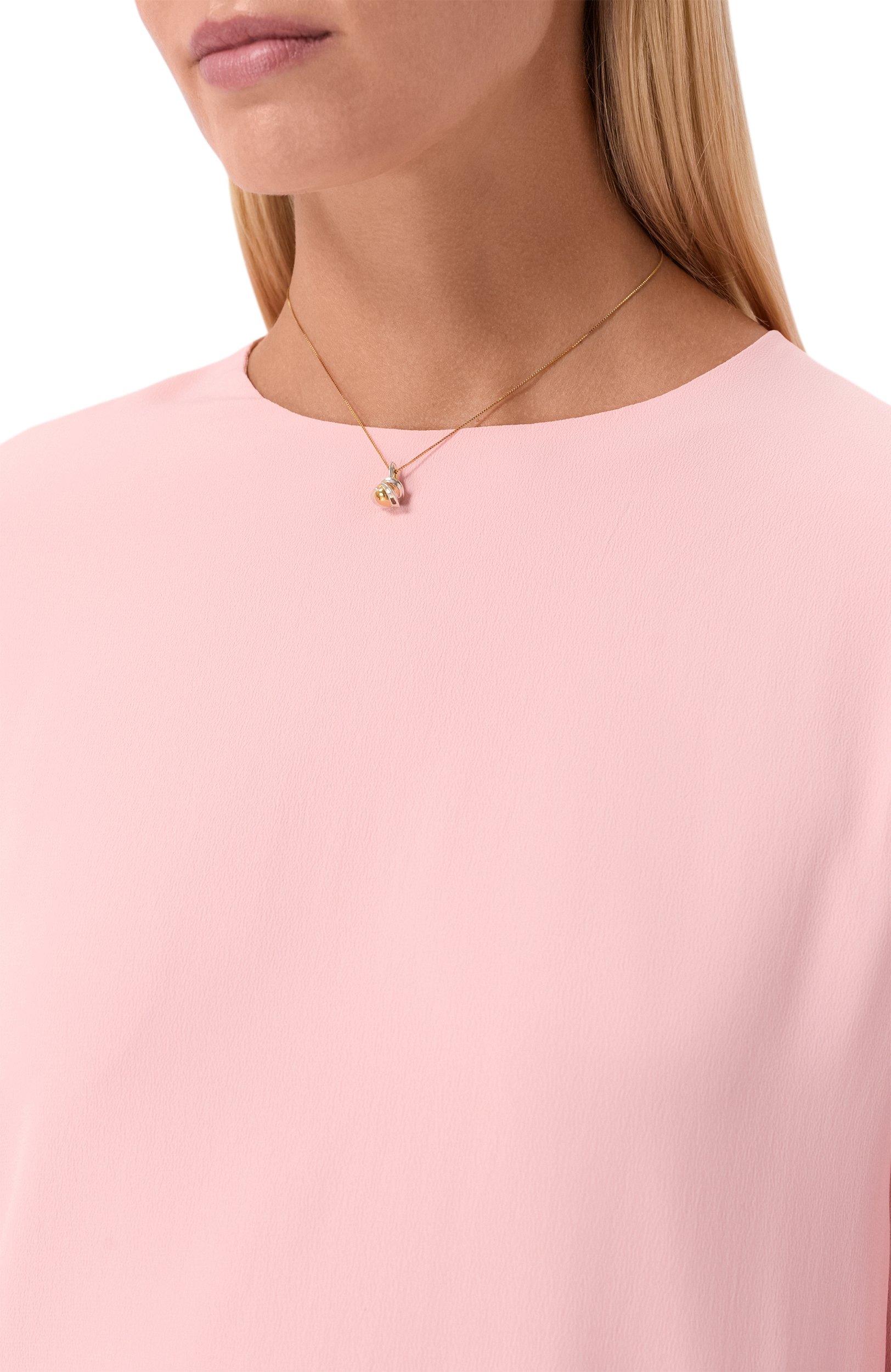 Колье BOTTEGA VENETA золотого цвета по цене 116000 руб., арт. 876586/V507D, фото 2 Колье BOTTEGA VENETA, арт. 876586/V507D, фото 2
