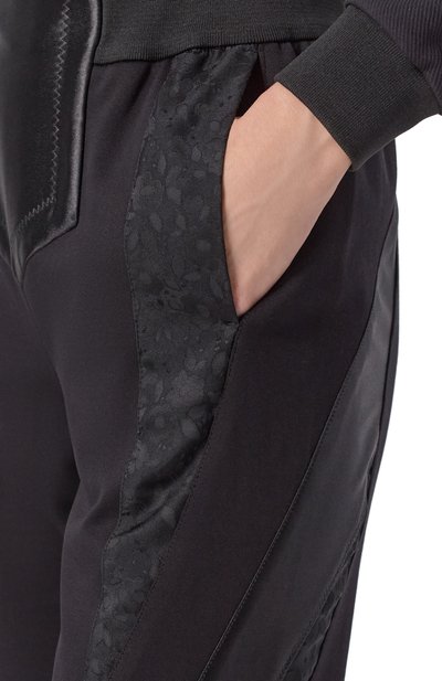 Хлопковые брюки DANIIL ANTSIFEROV черного цвета по цене 40000 руб., арт. DA_1915.9005.026, фото 5 Хлопковые брюки DANIIL ANTSIFEROV, арт. DA_1915.9005.026, фото 5