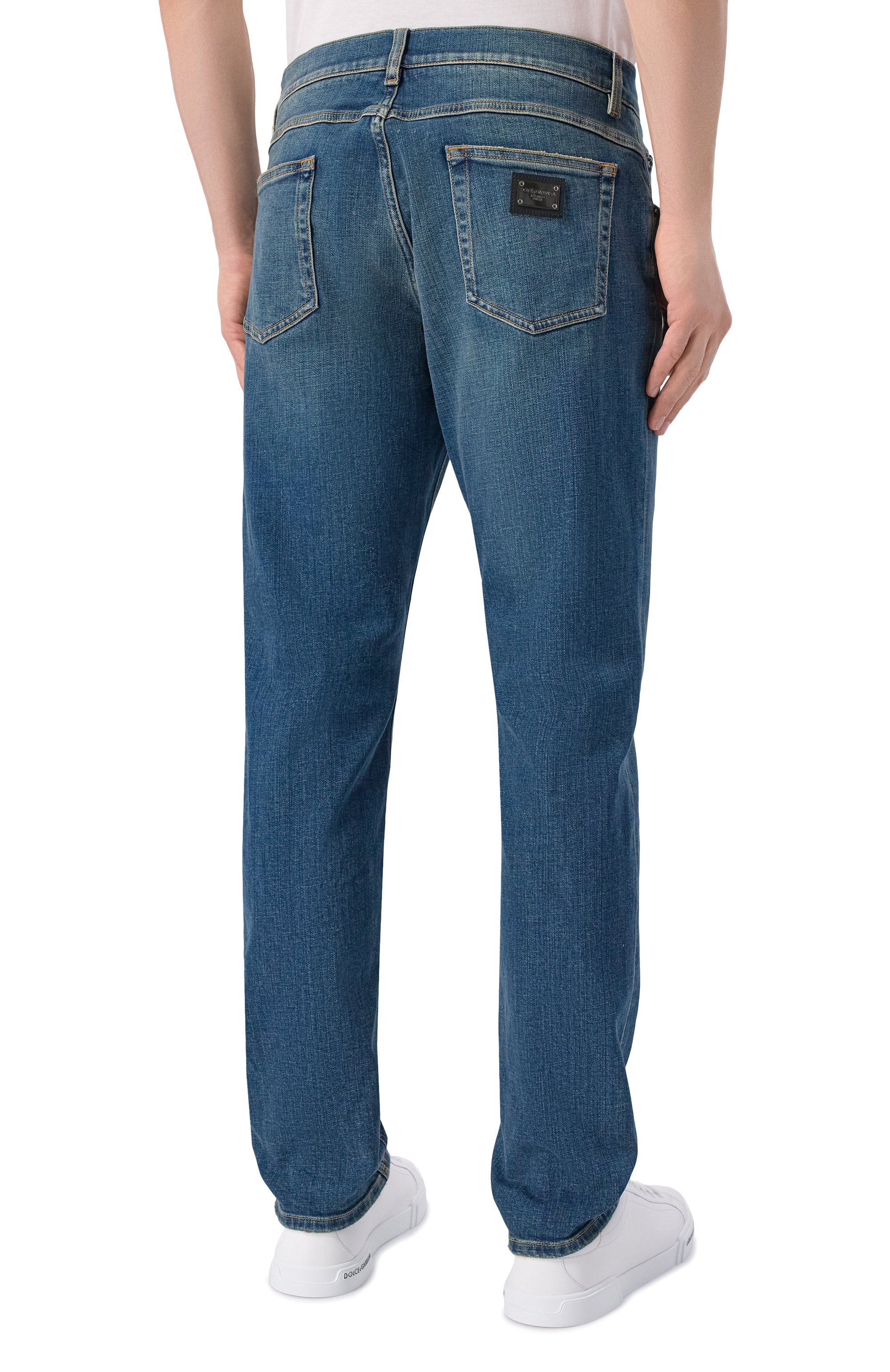 Джинсы regular DOLCE & GABBANA синего цвета по цене 78450 руб., арт. GYJCCD/G80W9, фото 4 Джинсы regular DOLCE & GABBANA, арт. GYJCCD/G80W9, фото 4