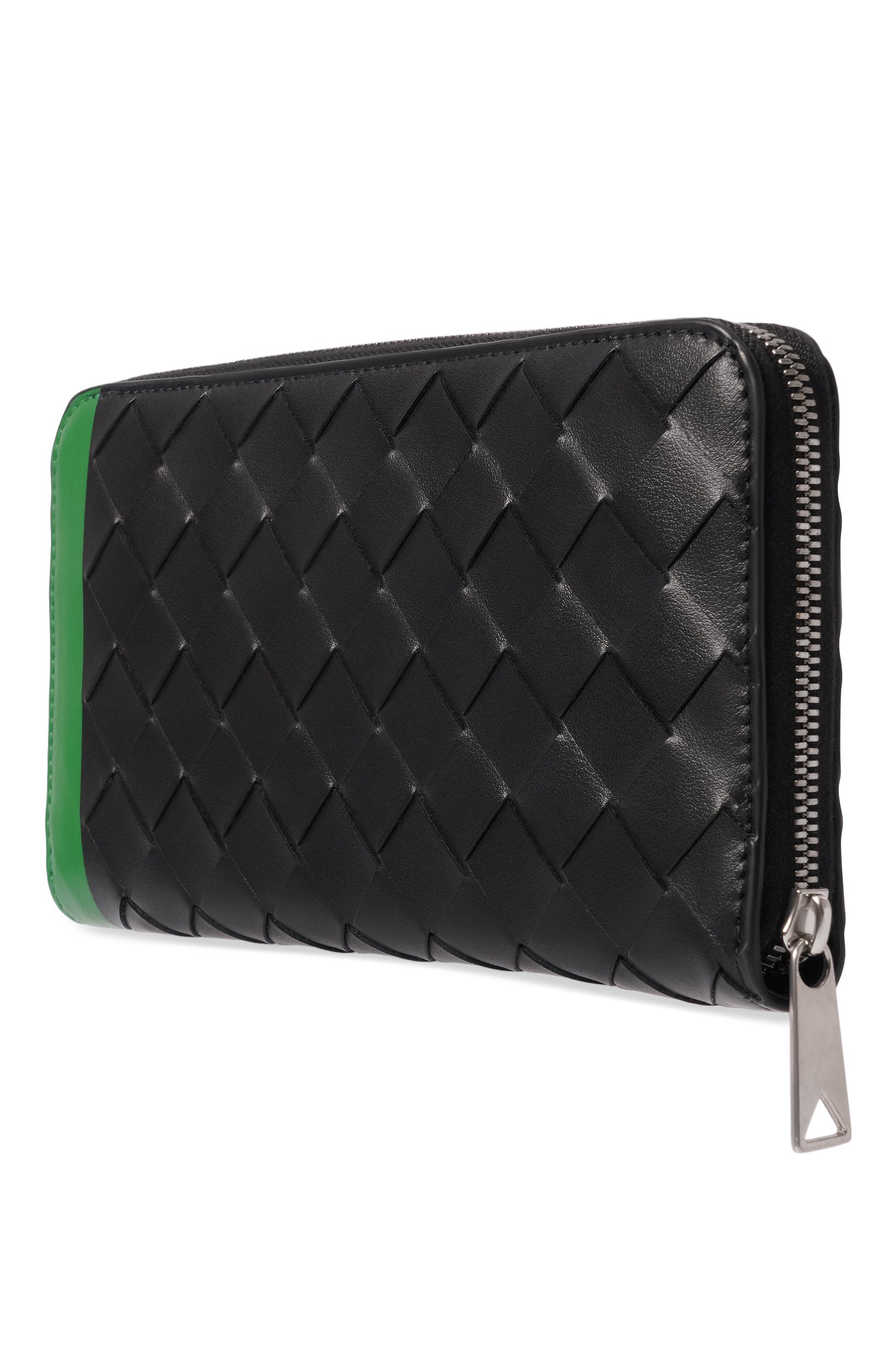 Кожаное портмоне BOTTEGA VENETA черного цвета по цене 121500 руб., арт. 814838/V6UF1, фото 2 Кожаное портмоне BOTTEGA VENETA, арт. 814838/V6UF1, фото 2