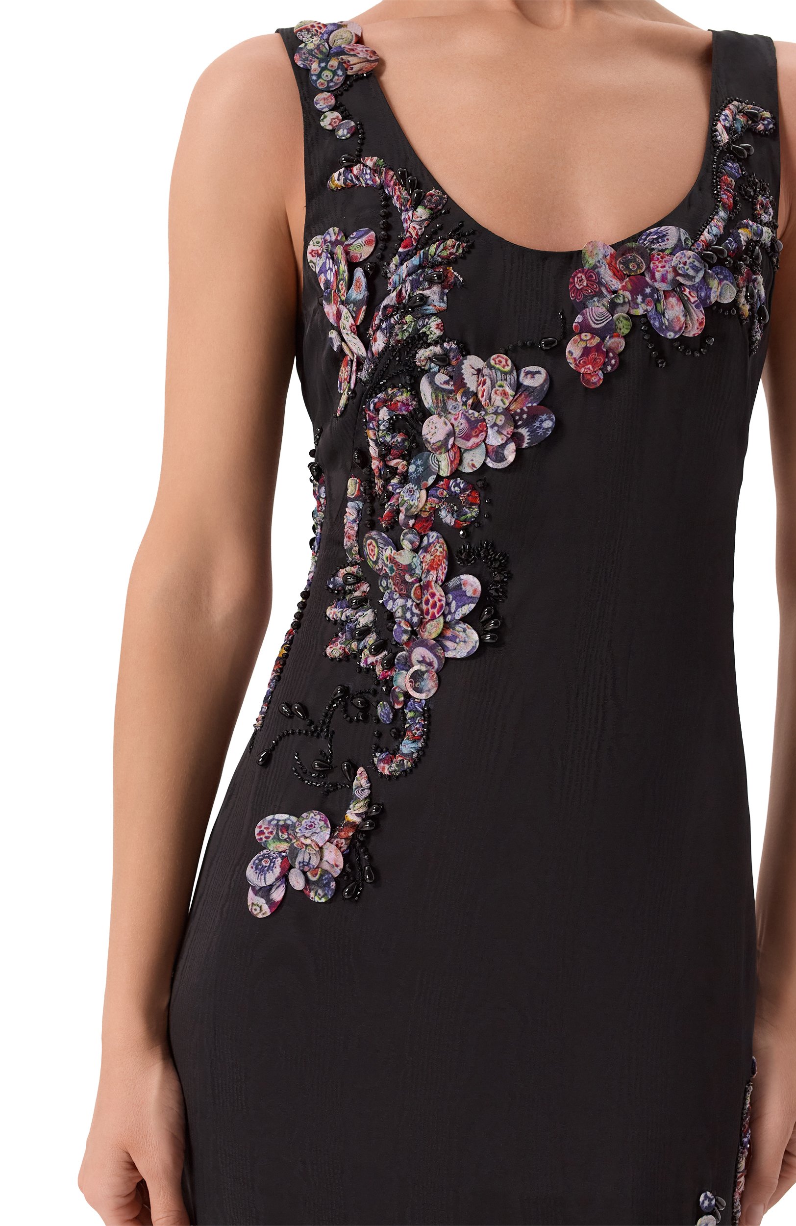 Платье из вискозы DRIES VAN NOTEN черного цвета по цене 285500 руб., арт. 262-131012/4024, фото 4 Платье из вискозы DRIES VAN NOTEN, арт. 262-131012/4024, фото 4