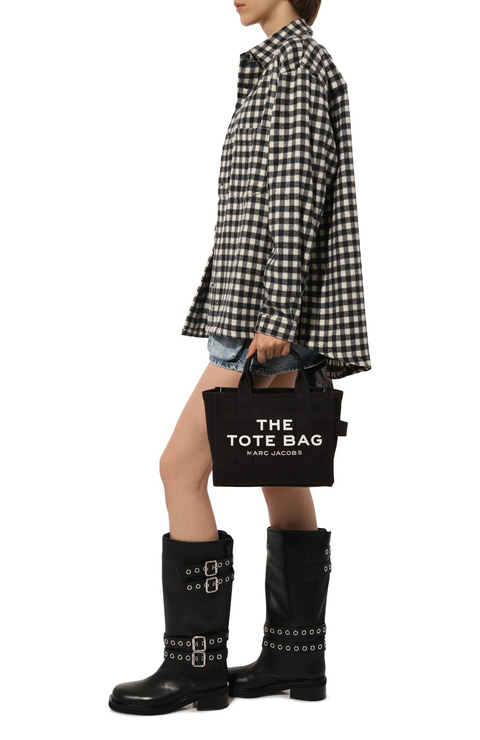 Сумка the tote bag small MARC JACOBS (THE) черного цвета по цене 26400 руб., арт. M0016493, фото 7 Сумка the tote bag small MARC JACOBS (THE), арт. M0016493, фото 7