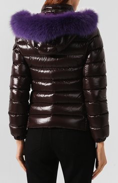 Женская пуховая куртка badyfur MONCLER коричневого цвета, арт. E2-093-46314-25-C0061 | Фото 4 (Кросс-КТ: Куртка, Утепленный, Пуховик; Рукава: Длинные; Женское Кросс-КТ: Пуховик-куртка; Материал внешний: Синтетический материал; Материал сплава: Проставлено, Проверено; Материал подклада: Синтетический материал; Статус проверки: Проверено, Проверена категория; Драгоценные камни: Проставлено; Длина (верхняя одежда): Короткие; Материал утеплителя: Пух и перо)