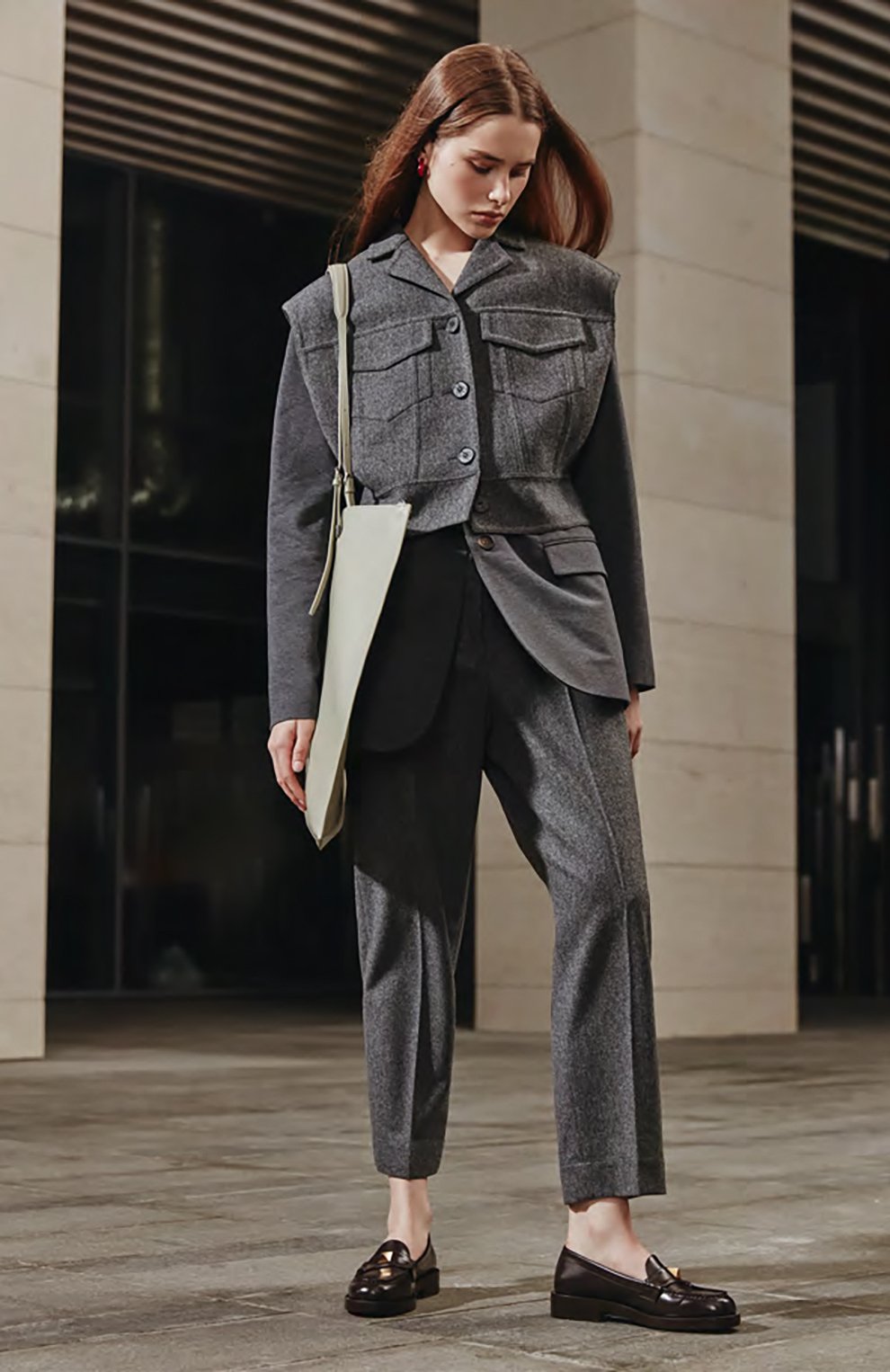 Шерстяные брюки JIL SANDER серого цвета по цене 53250 руб., арт. JPPT310550-WT212500B, фото 6 Шерстяные брюки JIL SANDER, арт. JPPT310550-WT212500B, фото 6