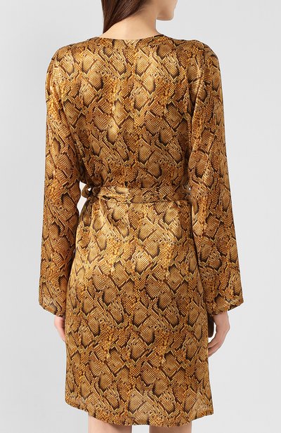 Шелковый халат EVA B.BITZER золотого цвета по цене 38420 руб., арт. 29312963, фото 4 Шелковый халат EVA B.BITZER, арт. 29312963, фото 4