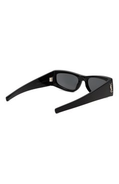 Женские солнцезащитные очки SAINT LAURENT черного цвета, арт. SL M140 001 | Фото 4 (Нос: Не проставлено; Тип очков: С/з; Региональные ограничения белый список (Axapta Mercury): Не проставлено; Материал: Пластик; Оптика Гендер: оптика-женское; Очки форма: Прямоугольные)