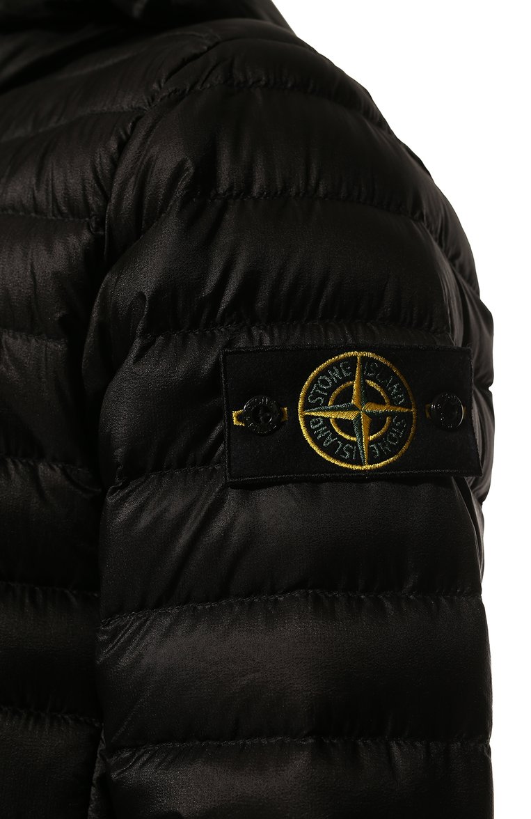 Мужская пуховая куртка STONE ISLAND черного цвета, арт. 761540324 | Фото 5 (Материал утеплителя: Пух и перо; Рукава: Длинные; Материал подклада: Синтетический материал; Длина (верхняя одежда): Короткие; Материал внешний: Синтетический материал; Стили: Кэжуэл; Кросс-КТ: Куртка; Материал сплава: Проставлено; Региональные ограничения белый список (Axapta Mercury): Не проставлено; Драгоценные камни: Проставлено; Нос: Не проставлено; Мужское Кросс-КТ: Куртка-пуховая)