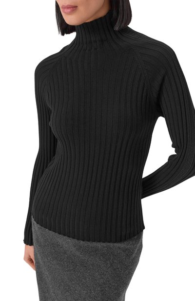 Шерстяная водолазка LORENA ANTONIAZZI черного цвета по цене 72600 руб., арт. DM42A/328, фото 5 Шерстяная водолазка LORENA ANTONIAZZI, арт. DM42A/328, фото 5