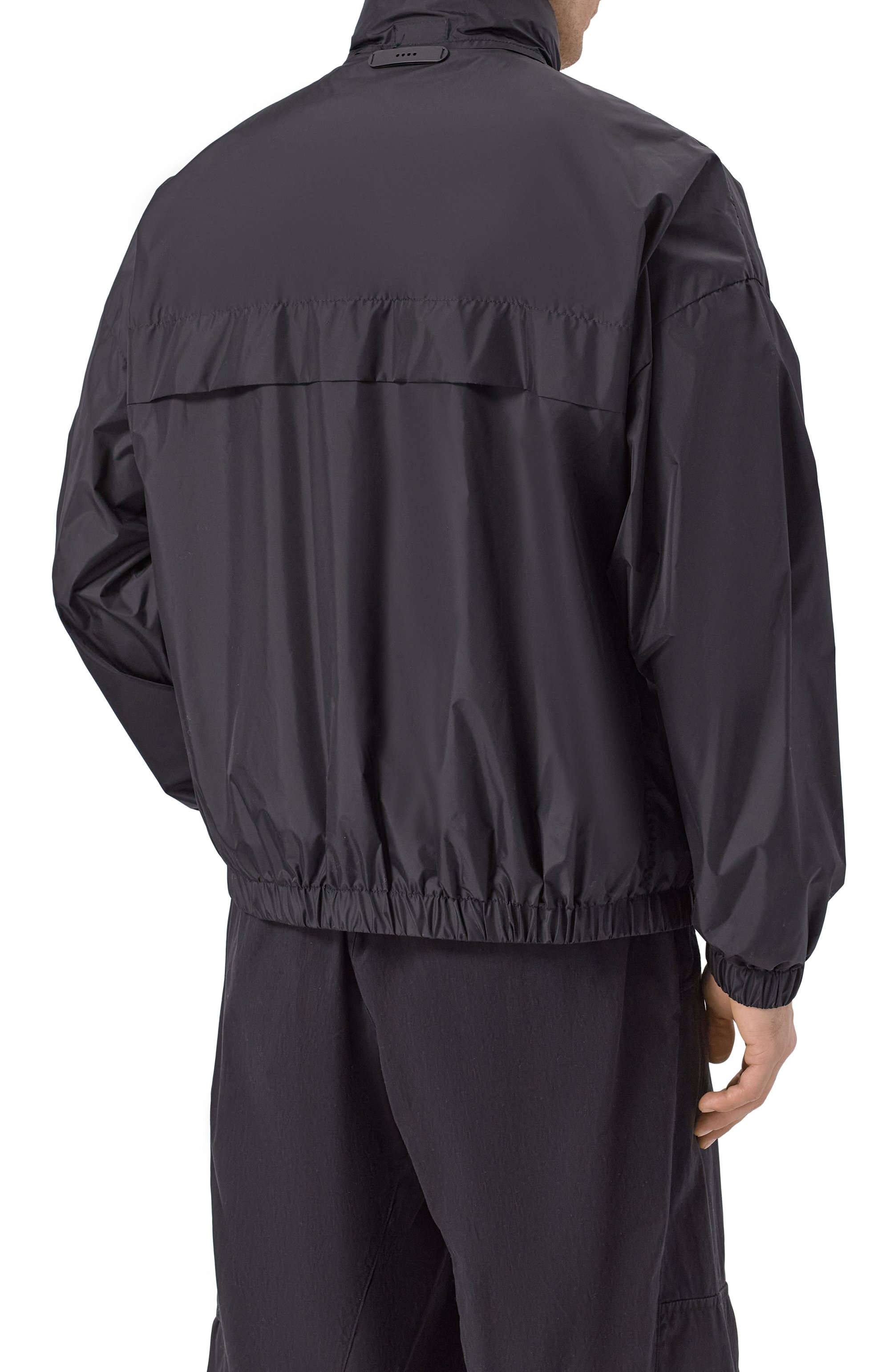 Куртка HEVO черного цвета по цене 66400 руб., арт. M0NTESANNACE 060/L708, фото 4 Куртка HEVO, арт. M0NTESANNACE 060/L708, фото 4