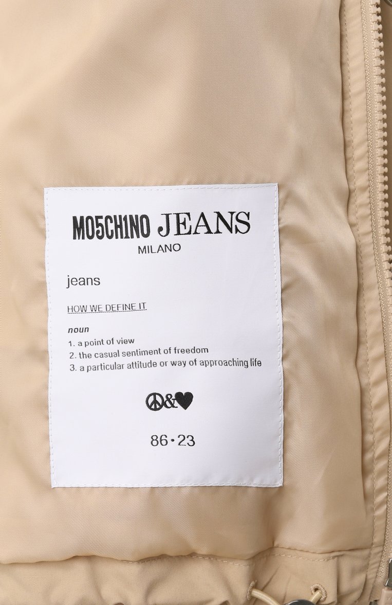 Женская ветровка M05CH1NO JEANS бежевого цвета, арт. A0605/3220 | Фото 7 (Материал подклада: Синтетический материал; Длина (верхняя одежда): Короткие; Рукава: Длинные; Кросс-КТ: Ветровки, Куртка; Стили: Кэжуэл; Материал внешний: Синтетический материал; Автоматизация состава: Проставлено; Автоматизация ТО: Проставлено)