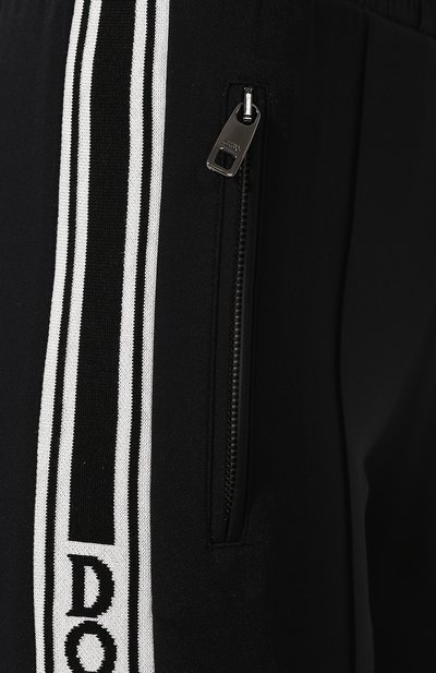 Джоггеры из вискозы DOLCE & GABBANA черного цвета по цене 74900 руб., арт. FTA1DT/G7RNY, фото 5 Джоггеры из вискозы DOLCE & GABBANA, арт. FTA1DT/G7RNY, фото 5