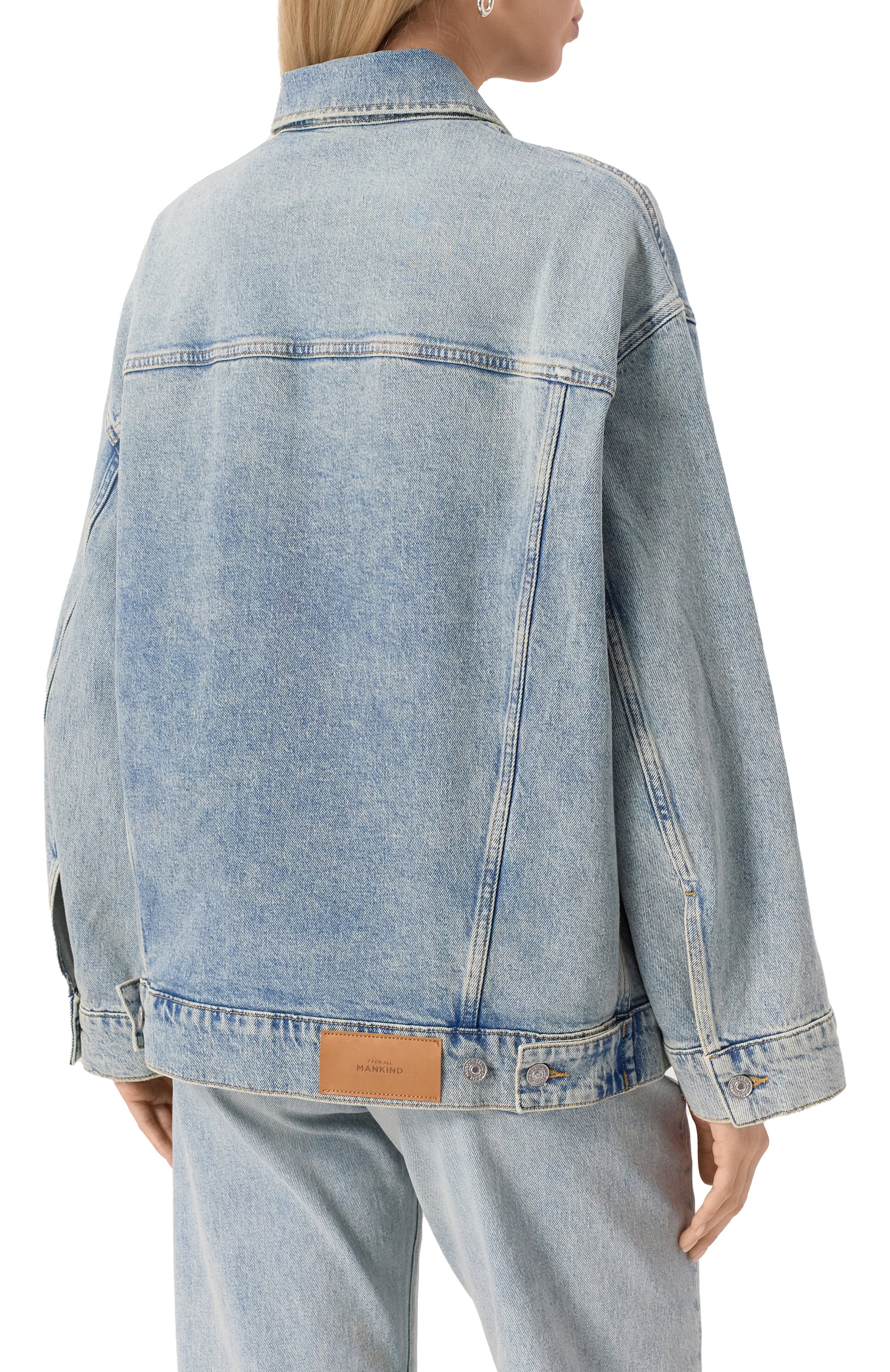 Джинсовая куртка 7 FOR ALL MANKIND голубого цвета по цене 26350 руб., арт. JSCKC650SH, фото 4 Джинсовая куртка 7 FOR ALL MANKIND, арт. JSCKC650SH, фото 4