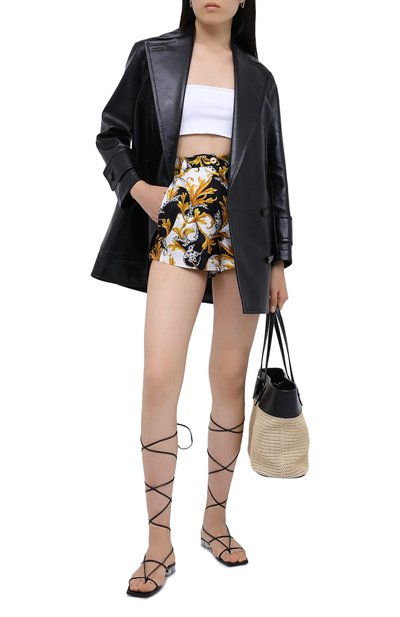 Шорты VERSACE разноцветного цвета по цене 77650 руб., арт. A85704/A235433, фото 2 Шорты VERSACE, арт. A85704/A235433, фото 2