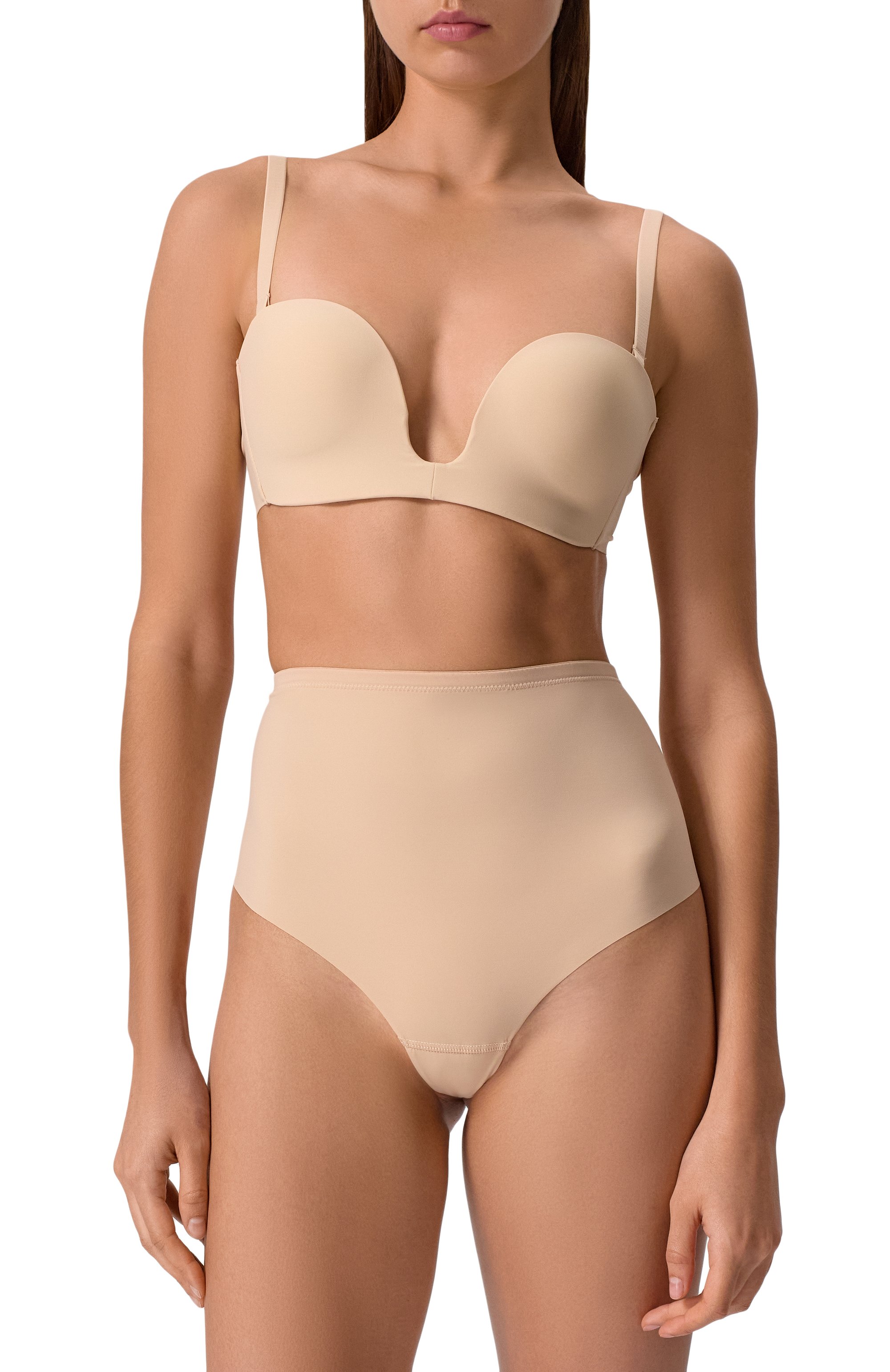 Бюстгальтер BYE BRA бежевого цвета по цене 8290 руб., арт. 2491, фото 2 Бюстгальтер BYE BRA, арт. 2491, фото 2