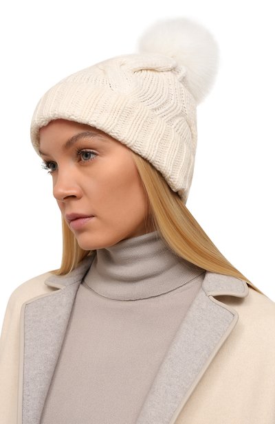 Кашемировая шапка courchevel LORO PIANA белого цвета по цене 64350 руб., арт. FAI3621, фото 2 Кашемировая шапка courchevel LORO PIANA, арт. FAI3621, фото 2
