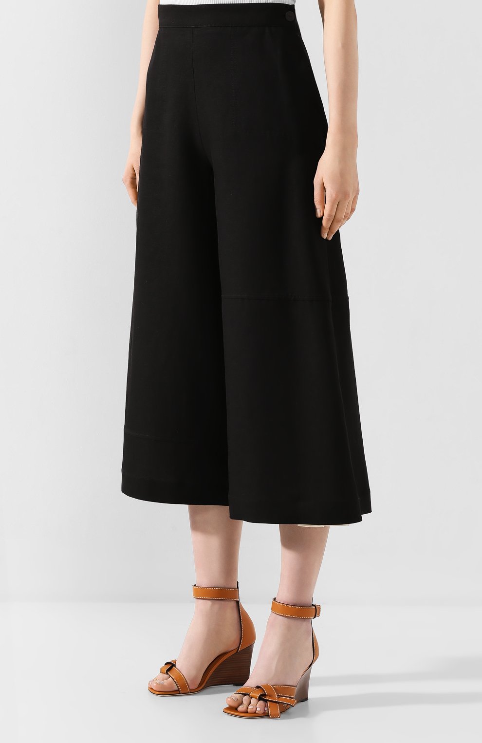 Льняные кюлоты LOEWE черного цвета по цене 65350 руб., арт. S2102401FH, фото 3 Льняные кюлоты LOEWE, арт. S2102401FH, фото 3