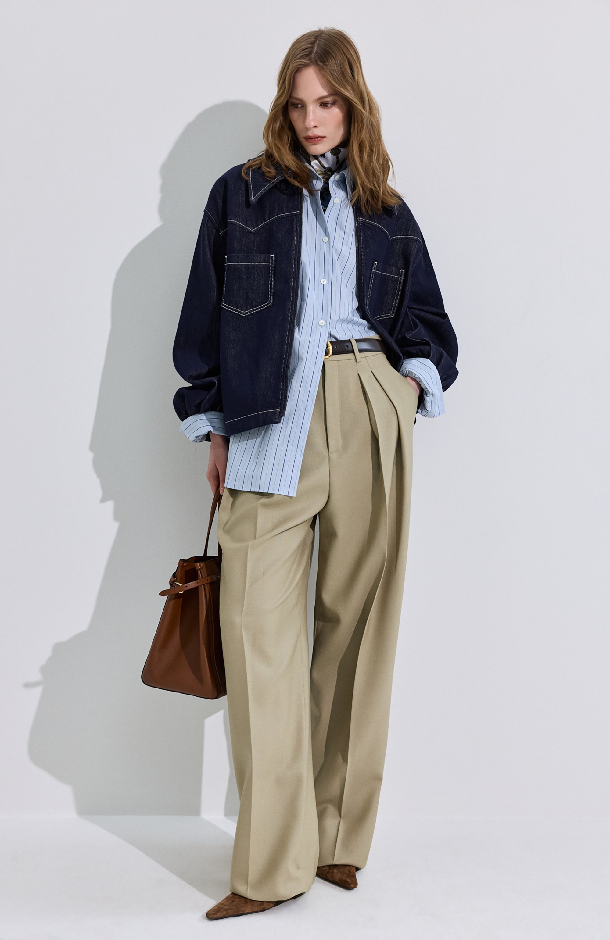 Джинсовая куртка MVST синего цвета по цене 206500 руб., арт. M25.1MW.B001-59/LEXUS, фото 6 Джинсовая куртка MVST, арт. M25.1MW.B001-59/LEXUS, фото 6