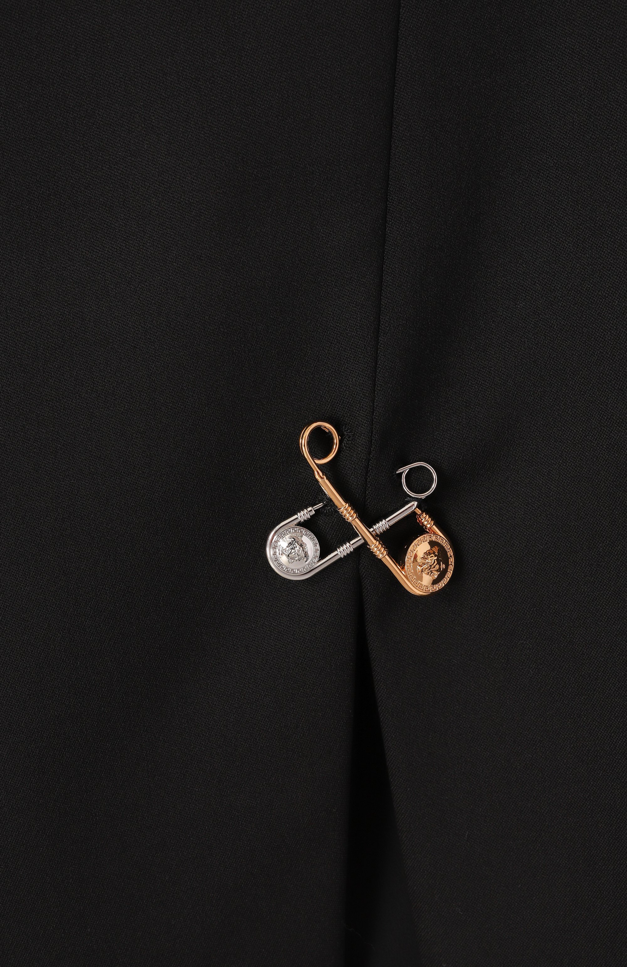 Шерстяная юбка VERSACE черного цвета по цене 130000 руб., арт. 1018816/1A12258, фото 6 Шерстяная юбка VERSACE, арт. 1018816/1A12258, фото 6