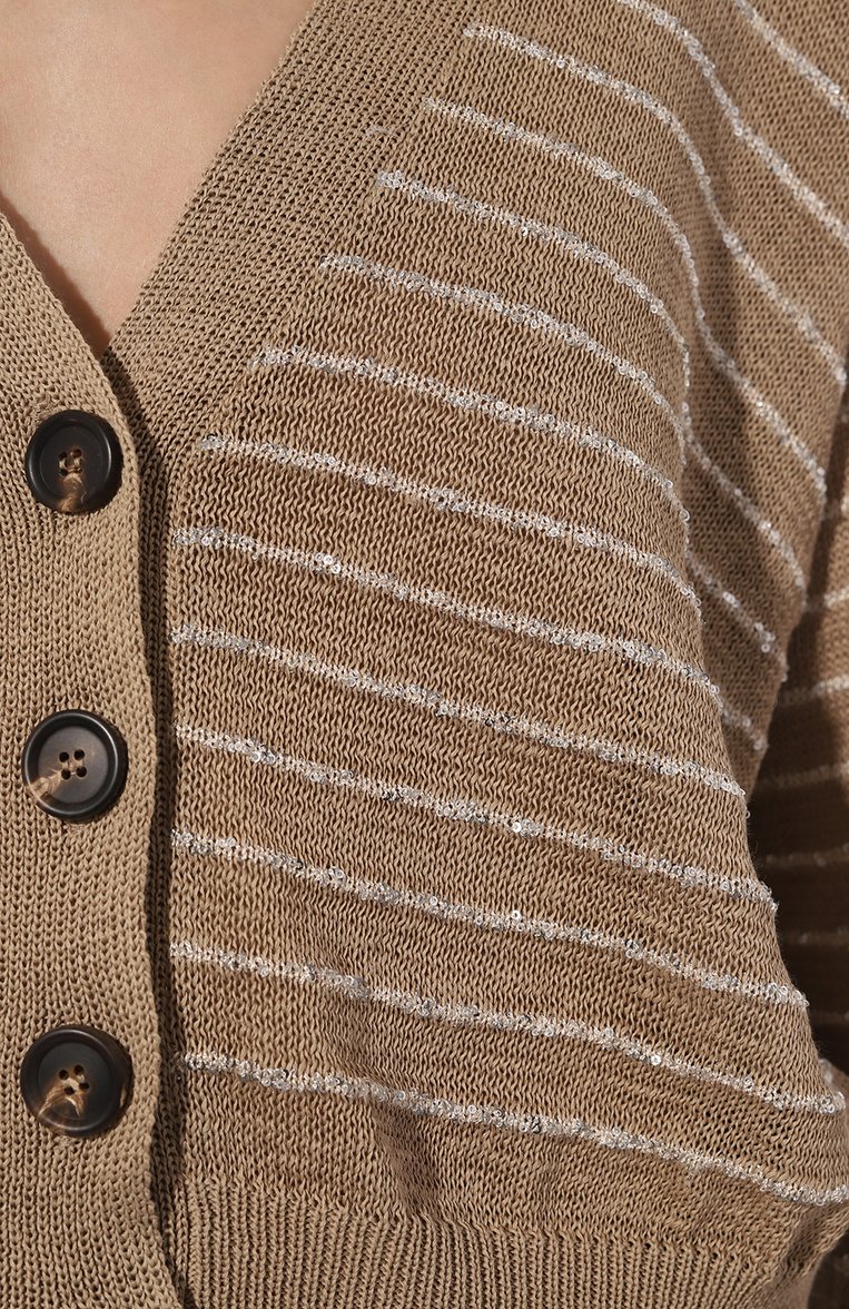 Женский хлопковый кардиган BRUNELLO CUCINELLI бежевого цвета, арт. M7876B1330 | Фото 5 (Материал внешний: Хлопок; Длина (для топов): Стандартные; Рукава: Длинные; Женское Кросс-КТ: кардиган-трикотаж; Стили: Кэжуэл; Застежка: Пуговицы)