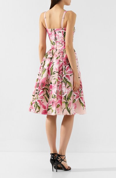 Платье с принтом DOLCE & GABBANA розового цвета по цене 385500 руб., арт. F6D4ST/HHMQS, фото 4 Платье с принтом DOLCE & GABBANA, арт. F6D4ST/HHMQS, фото 4