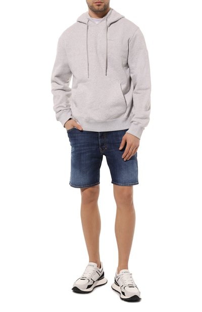 Джинсовые шорты DSQUARED2 синего цвета по цене 49150 руб., арт. S78MU0051/S30819, фото 2 Джинсовые шорты DSQUARED2, арт. S78MU0051/S30819, фото 2