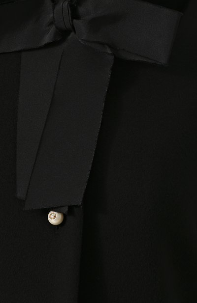 Шерстяное пальто с бантом и кружевной отделкой GUCCI черного цвета по цене 189000 руб., арт. 475971/ZHW03, фото 5 Шерстяное пальто с бантом и кружевной отделкой GUCCI, арт. 475971/ZHW03, фото 5