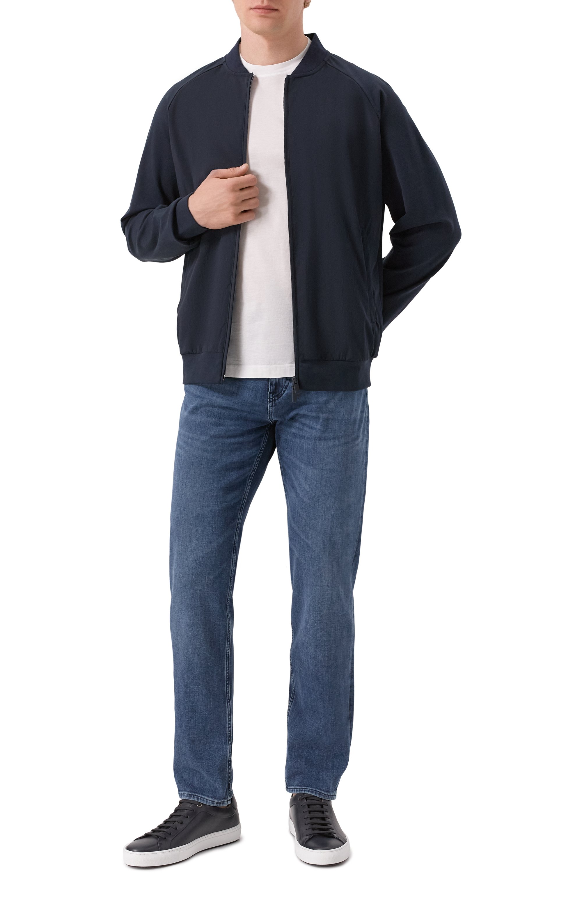 Бомбер BOSS темно-синего цвета по цене 44800 руб., арт. 50538033, фото 2 Бомбер BOSS, арт. 50538033, фото 2