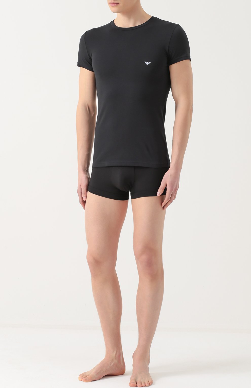 Хлопковая футболка EMPORIO ARMANI черного цвета по цене 6485 руб., арт. 111035/CC729, фото 2 Хлопковая футболка EMPORIO ARMANI, арт. 111035/CC729, фото 2