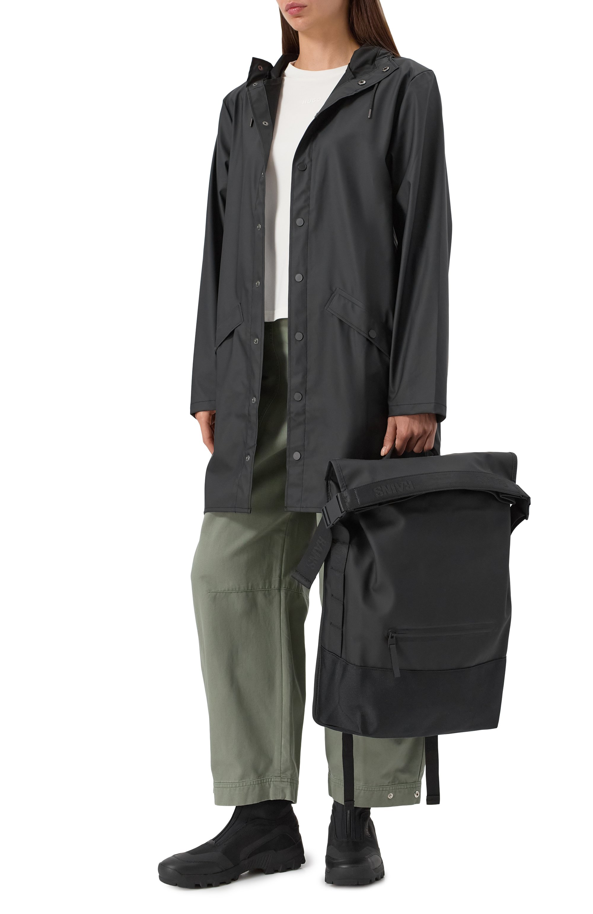 Рюкзак trail rolltop RAINS черного цвета по цене 17550 руб., арт. RA14320, фото 9 Рюкзак trail rolltop RAINS, арт. RA14320, фото 9