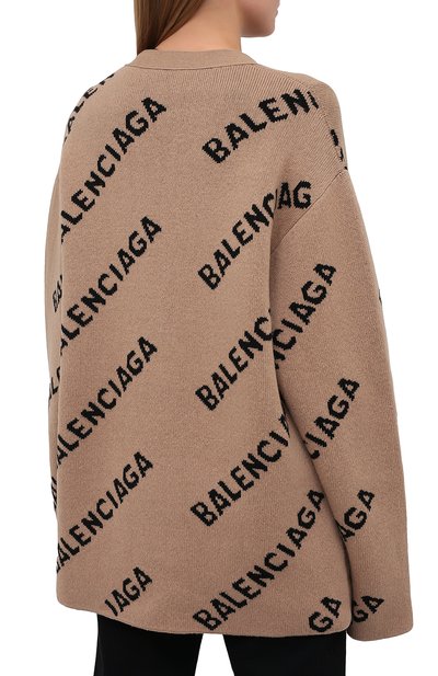 Шерстяной кардиган BALENCIAGA бежевого цвета по цене 106500 руб., арт. 652394/T1567, фото 4 Шерстяной кардиган BALENCIAGA, арт. 652394/T1567, фото 4