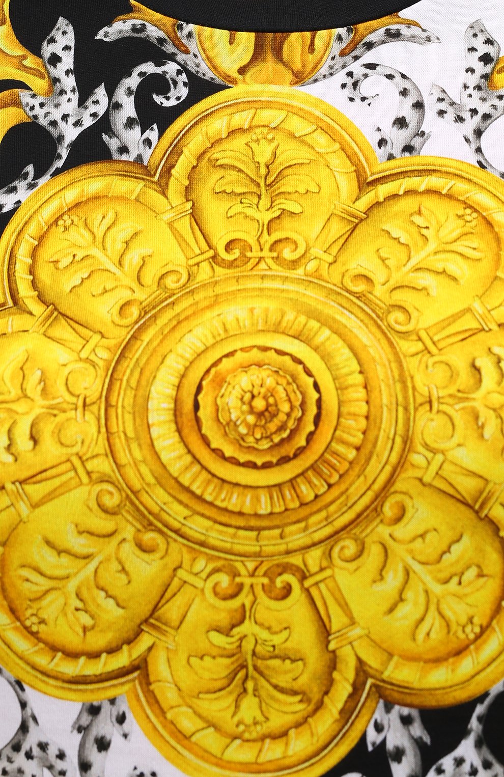 Хлопковая футболка VERSACE разноцветного цвета по цене 47450 руб., арт. A87458/A236028, фото 5 Хлопковая футболка VERSACE, арт. A87458/A236028, фото 5