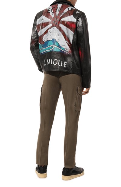 Кожаная куртка UNIQUE AS DUCK черного цвета по цене 120000 руб., арт. KOZL1, фото 2 Кожаная куртка UNIQUE AS DUCK, арт. KOZL1, фото 2