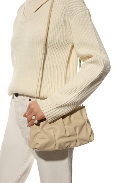 Сумка ophelie goodie COCCINELLE кремового цвета по цене 34300 руб., арт. E1 L85 19 02 01, фото 2 Сумка ophelie goodie COCCINELLE, арт. E1 L85 19 02 01, фото 2