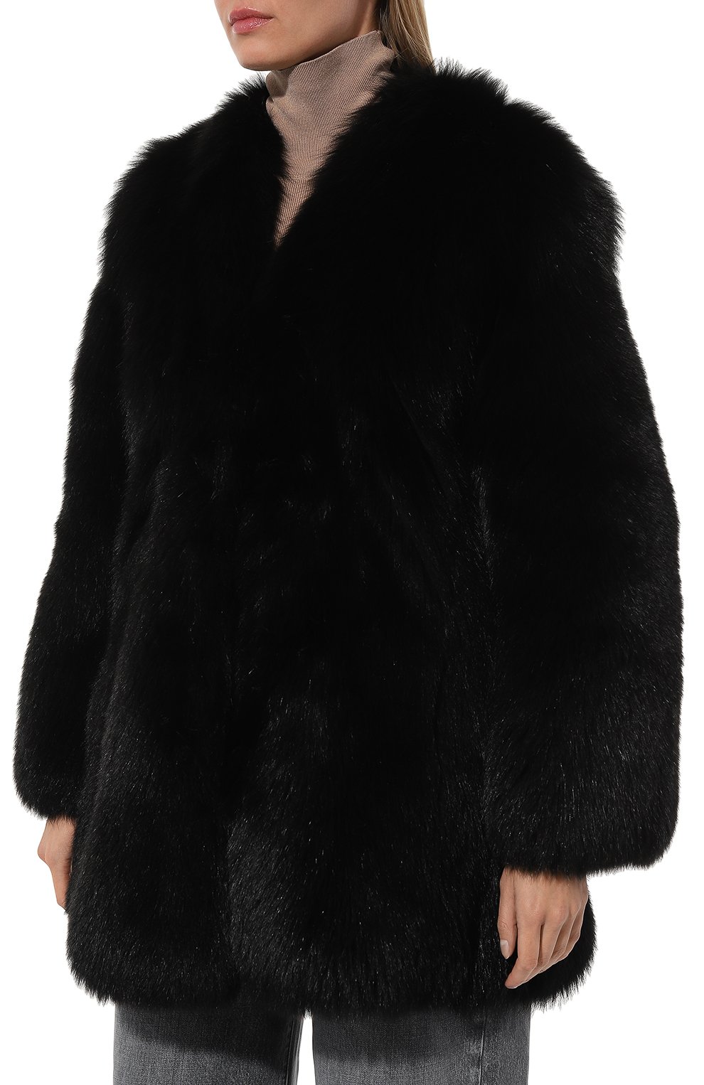 Шуба из меха арктической лисы GIULIA GURMAN черного цвета по цене 801000 руб., арт. J34085T8B, фото 3 Шуба из меха арктической лисы GIULIA GURMAN, арт. J34085T8B, фото 3