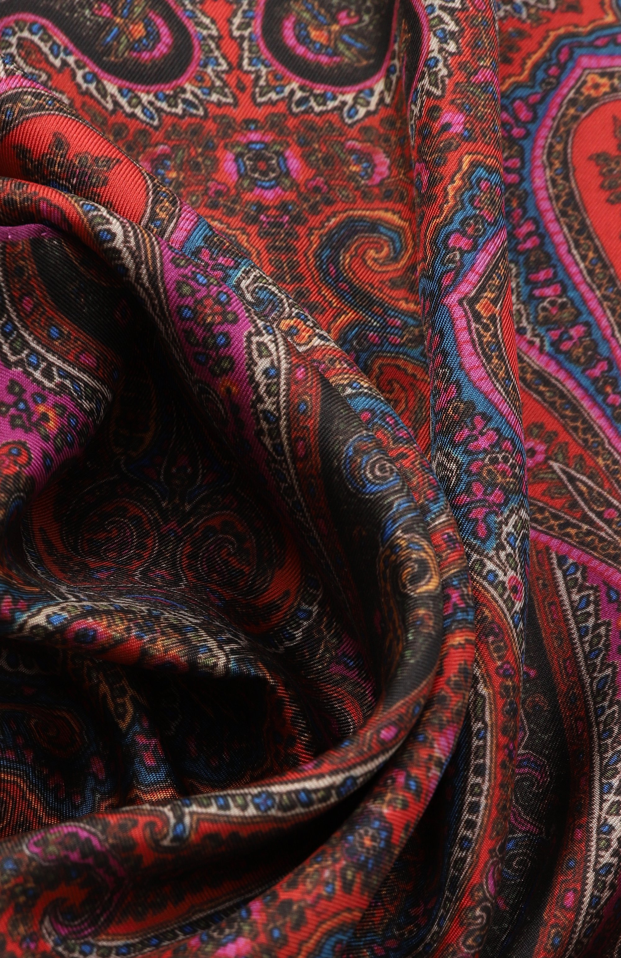 Шелковый шарф VALENTINO, арт. 7W2ER027/KCZ, фото 3