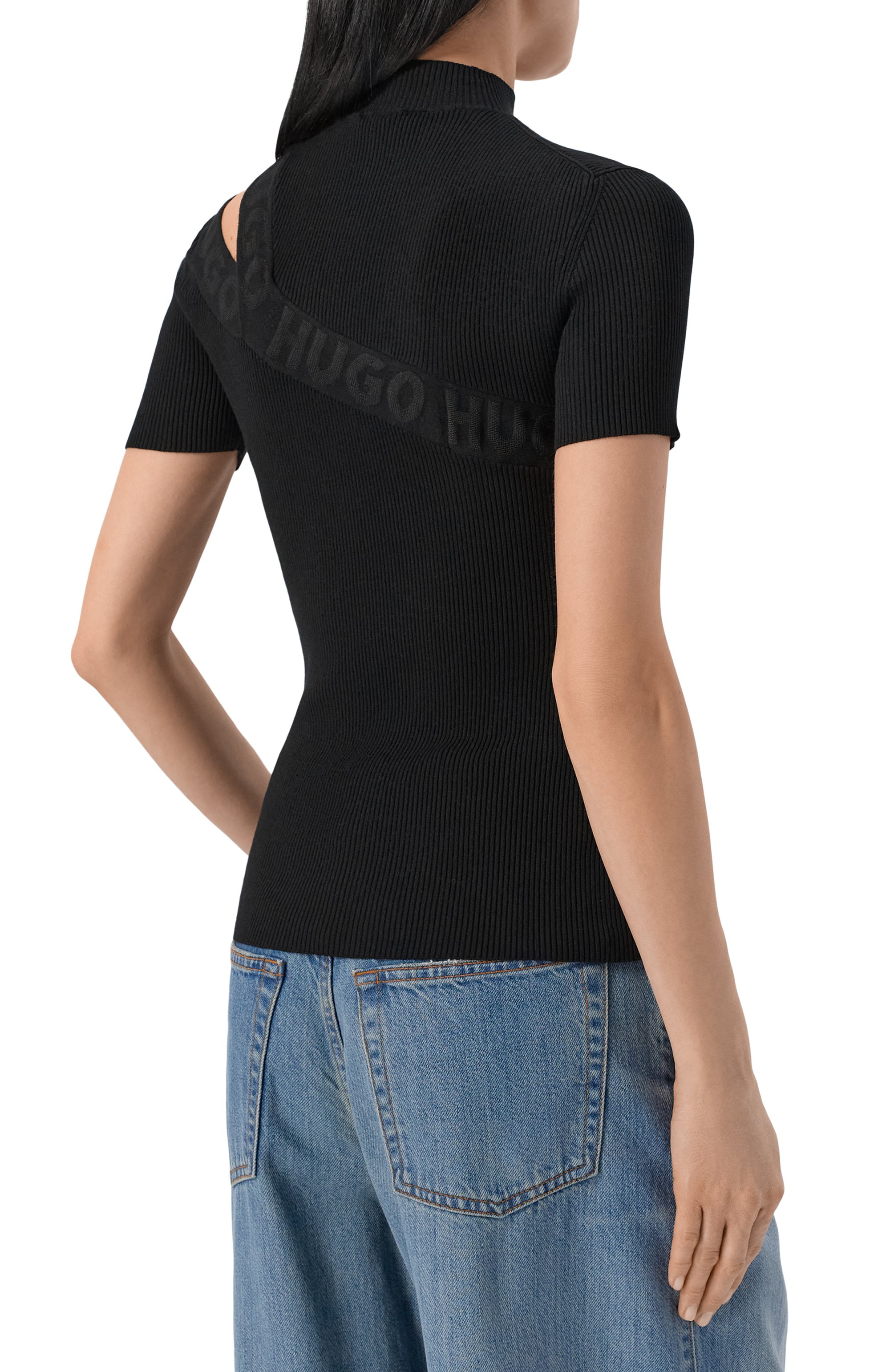 Топ из вискозы HUGO черного цвета по цене 21450 руб., арт. 50500764, фото 4 Топ из вискозы HUGO, арт. 50500764, фото 4