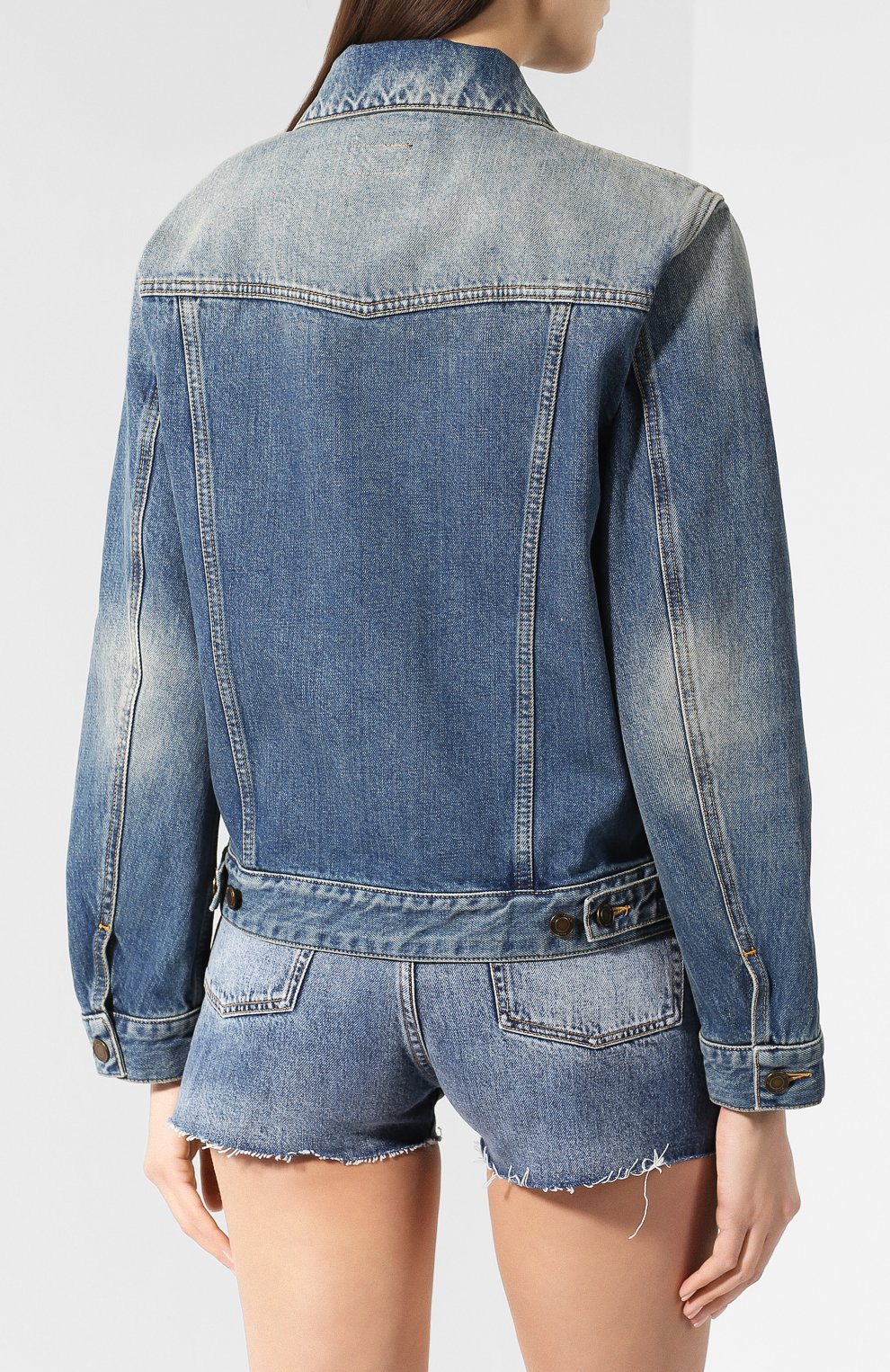 Джинсовая куртка SAINT LAURENT синего цвета по цене 180500 руб., арт. 546237/Y883A, фото 4 Джинсовая куртка SAINT LAURENT, арт. 546237/Y883A, фото 4