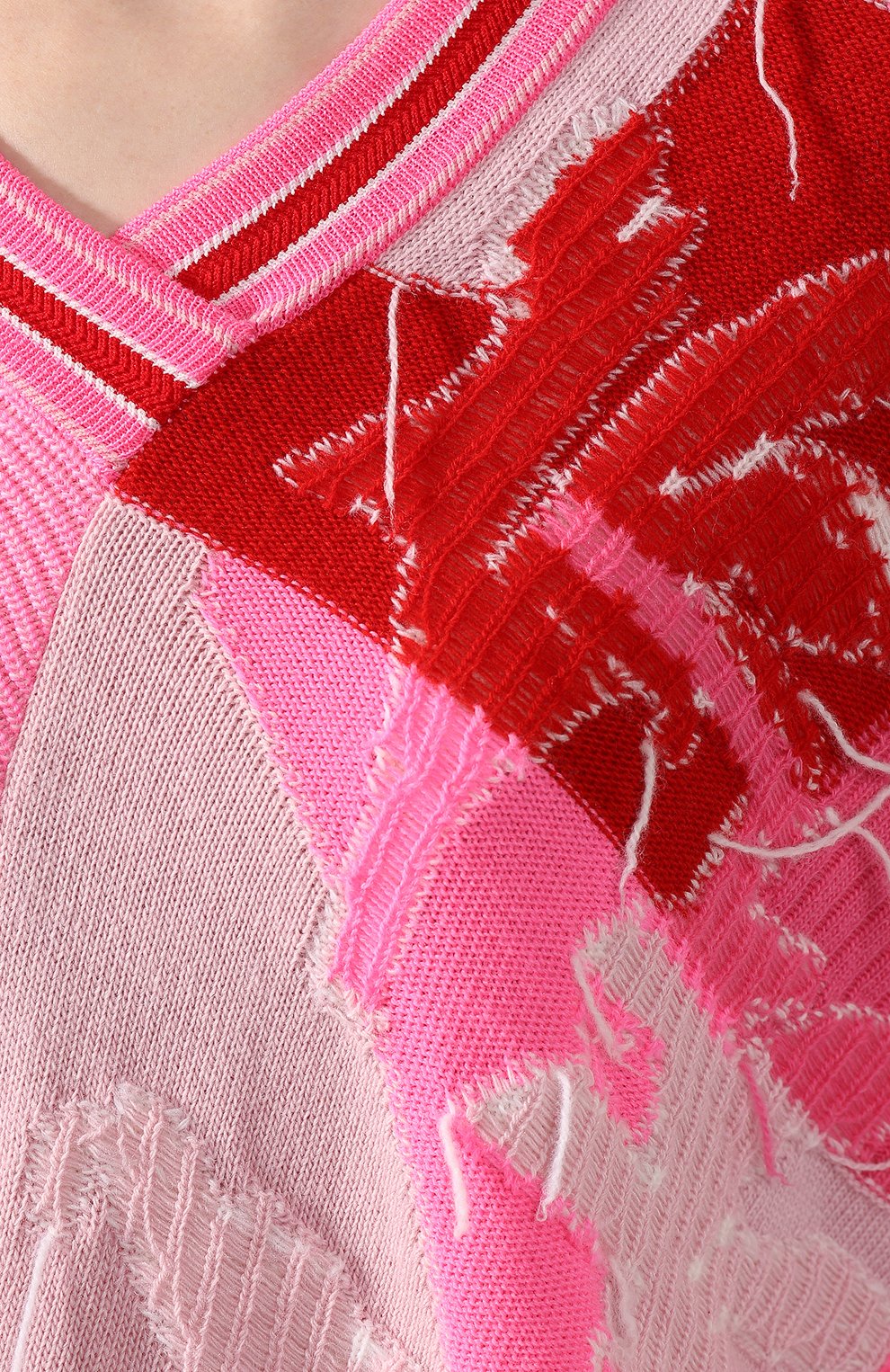 Шерстяной свитер ICEBERG фуксия цвета по цене 64050 руб., арт. 19I I2S0/A004/7010, фото 5 Шерстяной свитер ICEBERG, арт. 19I I2S0/A004/7010, фото 5