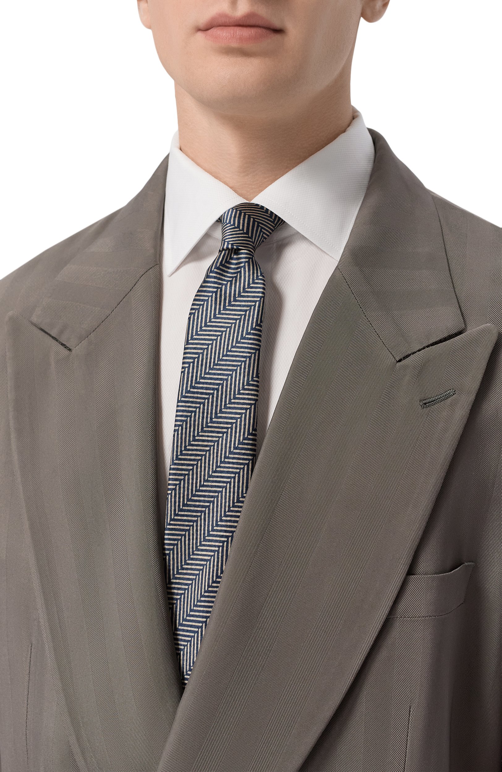Шелковый галстук GIORGIO ARMANI синего цвета по цене 26450 руб., арт. GM000803/TE22462, фото 2 Шелковый галстук GIORGIO ARMANI, арт. GM000803/TE22462, фото 2