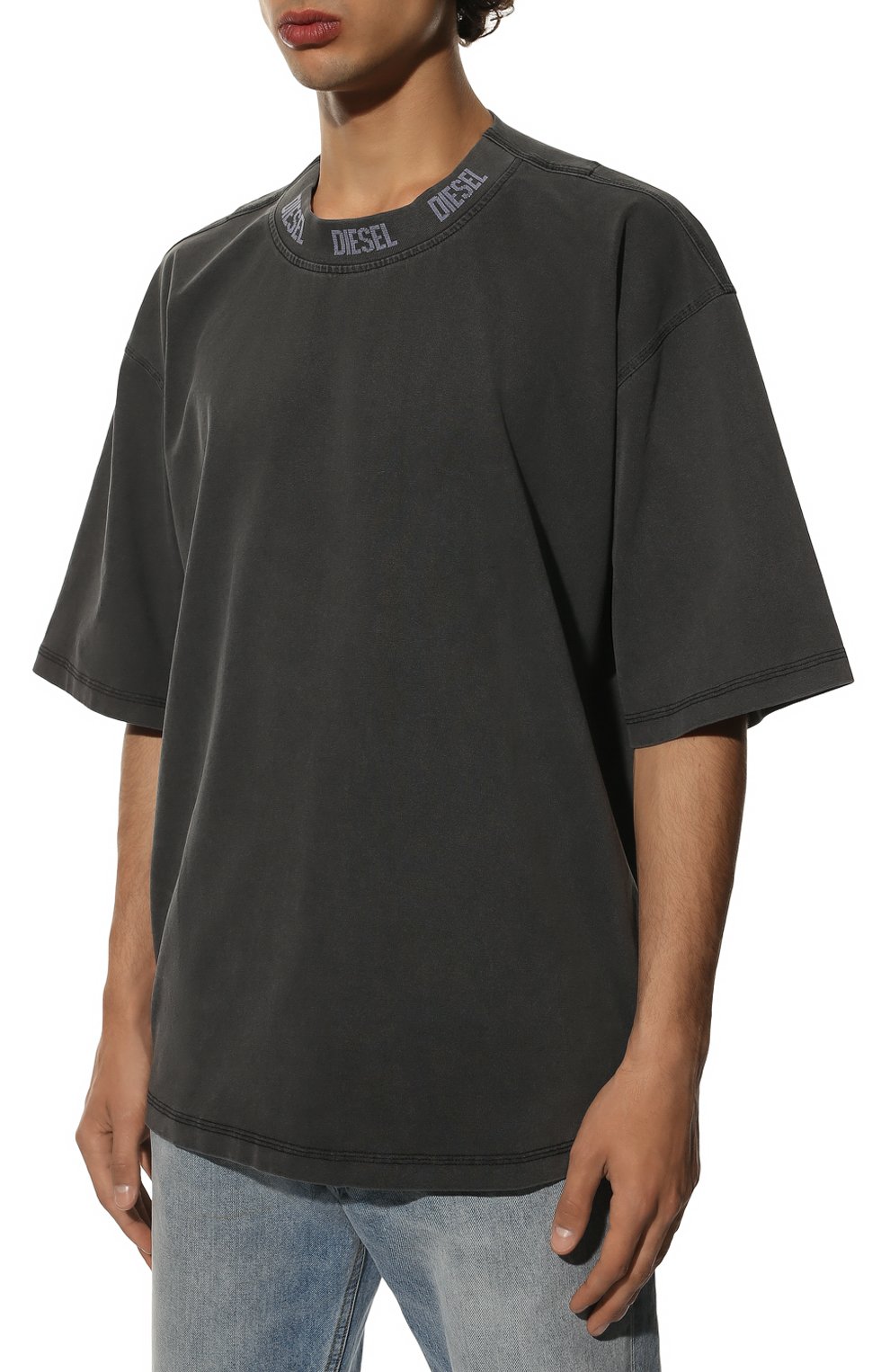 Хлопковая футболка DIESEL темно-серого цвета по цене 9950 руб., арт. A06262/0JFAX, фото 3 Хлопковая футболка DIESEL, арт. A06262/0JFAX, фото 3