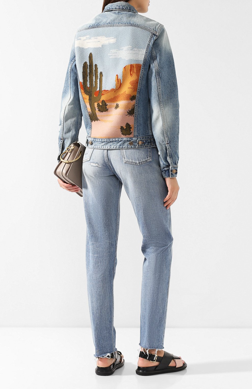 Джинсовая куртка ALANUI голубого цвета по цене 120500 руб., арт. LWYE001R19027040, фото 2 Джинсовая куртка ALANUI, арт. LWYE001R19027040, фото 2