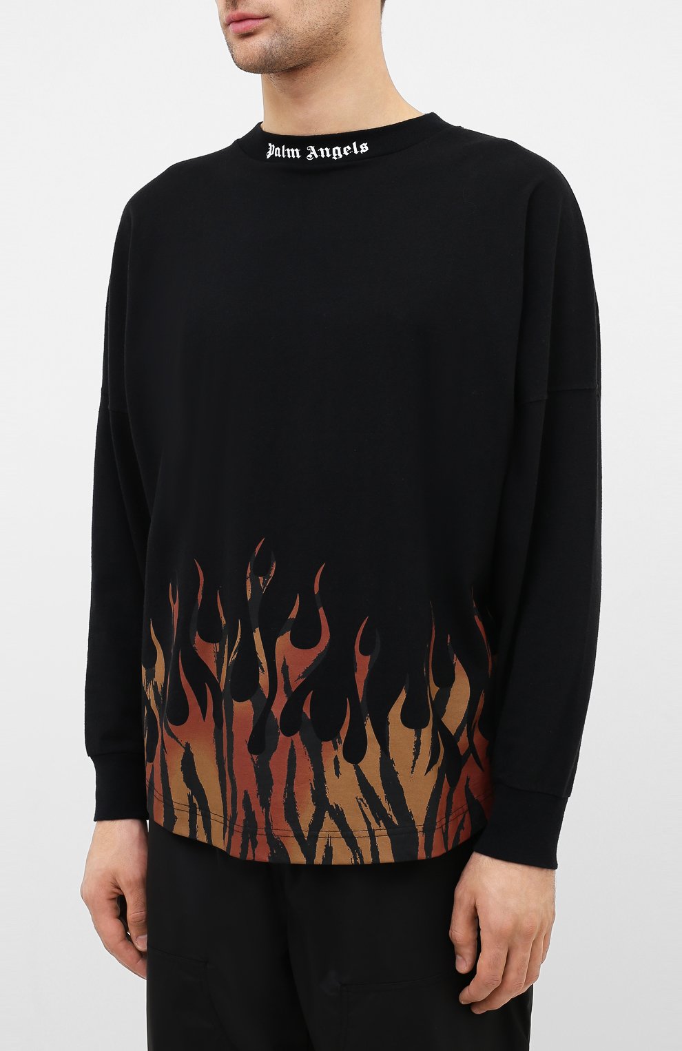 Хлопковый лонгслив PALM ANGELS черного цвета по цене 43900 руб., арт. PMAB001E20JER0011020, фото 3 Хлопковый лонгслив PALM ANGELS, арт. PMAB001E20JER0011020, фото 3