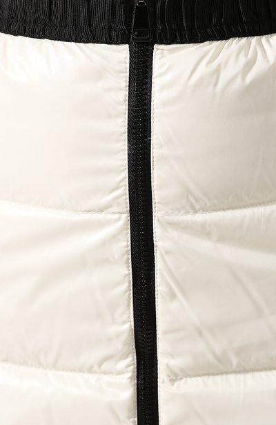 Пуховая юбка MONCLER белого цвета по цене 27750 руб., арт. E2-093-25905-00-C0065, фото 5 Пуховая юбка MONCLER, арт. E2-093-25905-00-C0065, фото 5