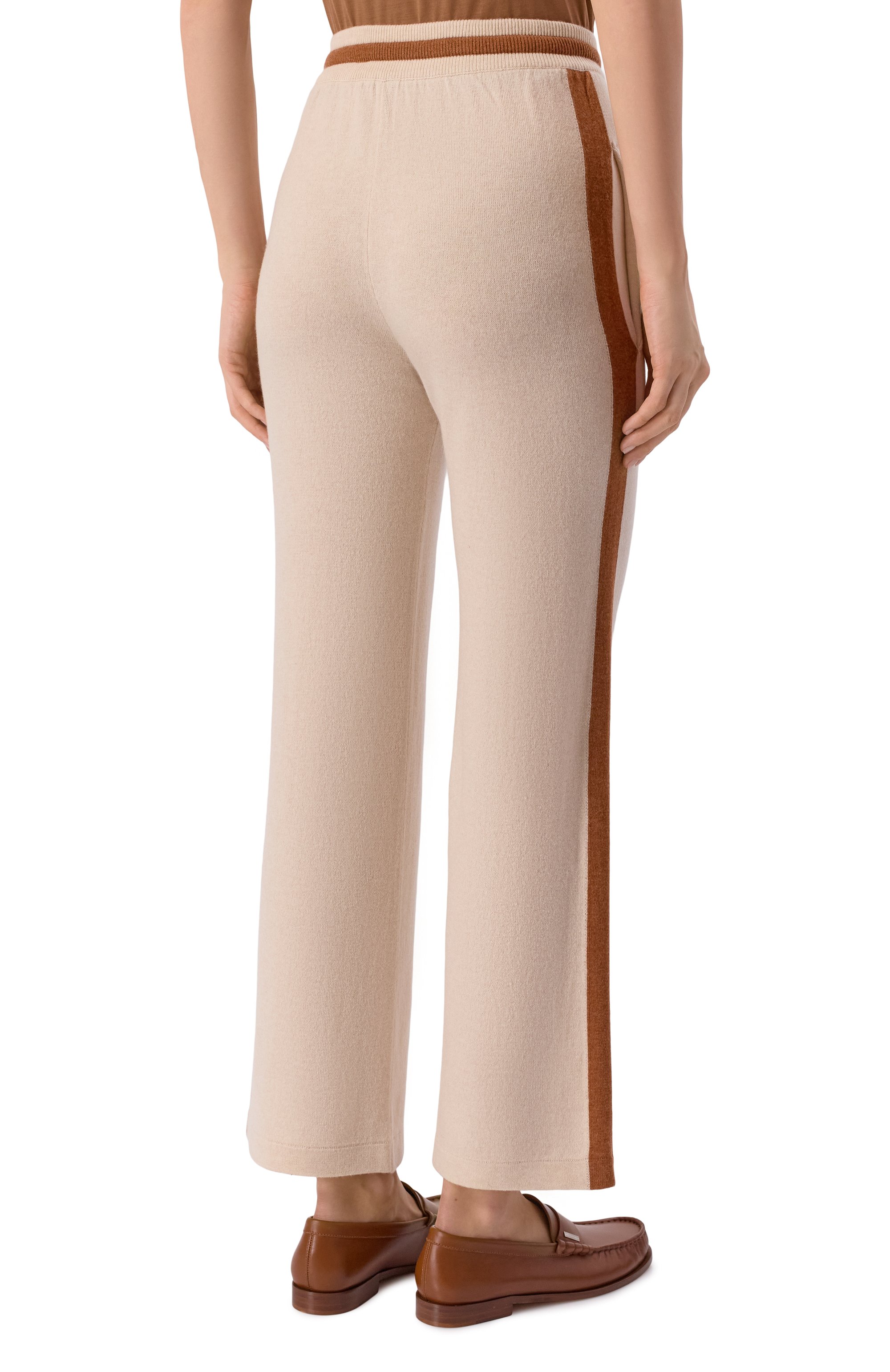 Кашемировые брюки KITON бежевого цвета по цене 254000 руб., арт. D61742, фото 4 Кашемировые брюки KITON, арт. D61742, фото 4