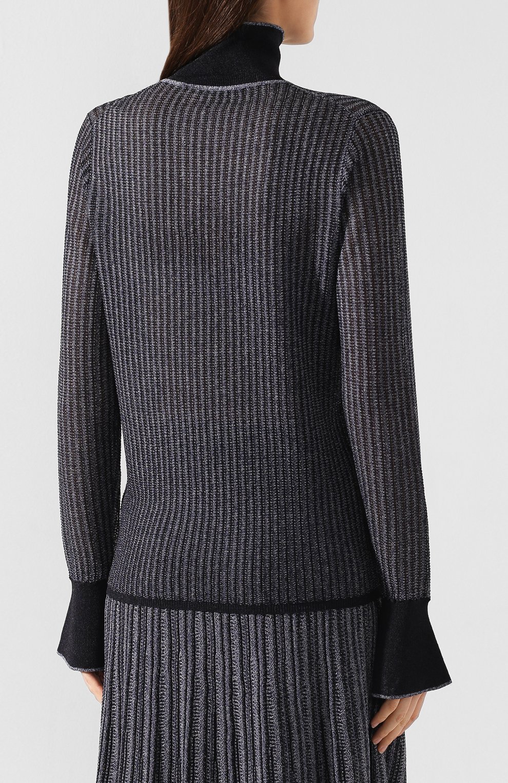 Водолазка VICTORIA, VICTORIA BECKHAM темно-синего цвета по цене 25250 руб., арт. KNTVV 153 PAW19 VISC0SE BLEND, фото 4 Водолазка VICTORIA, VICTORIA BECKHAM, арт. KNTVV 153 PAW19 VISC0SE BLEND, фото 4